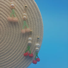 Load image into Gallery viewer, Sakura pearl drop earring
